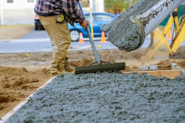 Best Best Concrete Contractor  in Germantown, IL